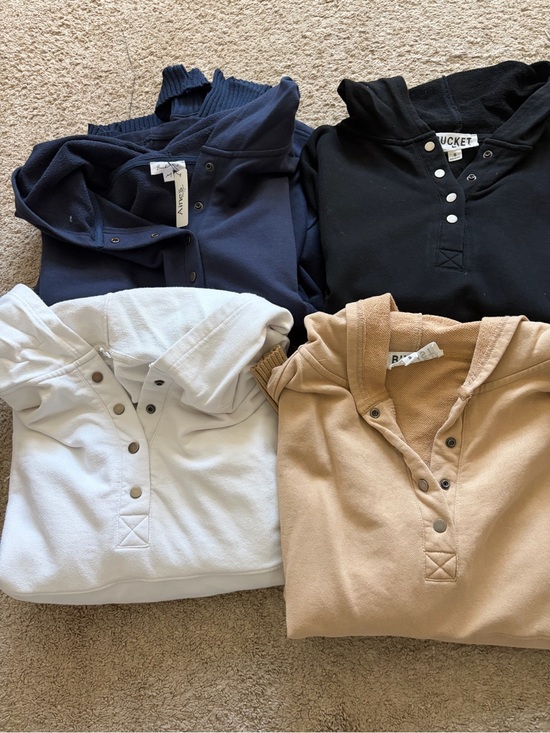 BUCKETLIST Tops - BUCKETLIST Hoodie Sweatshirt Bundle - Black, Navy, White, Tan size small and med